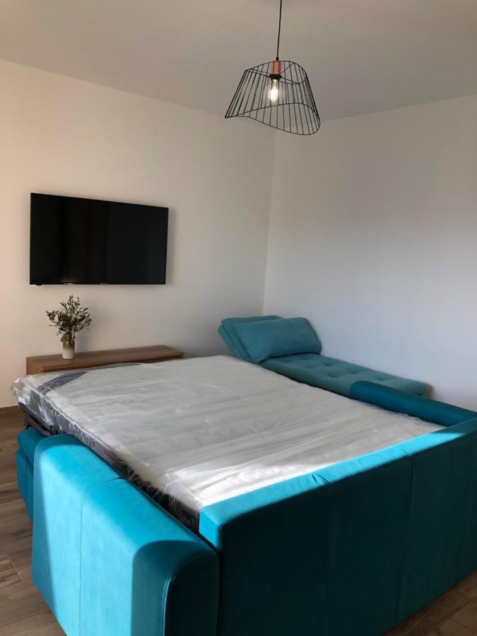 Spacieux Entierement Renove * Ajaccio (Corsica)